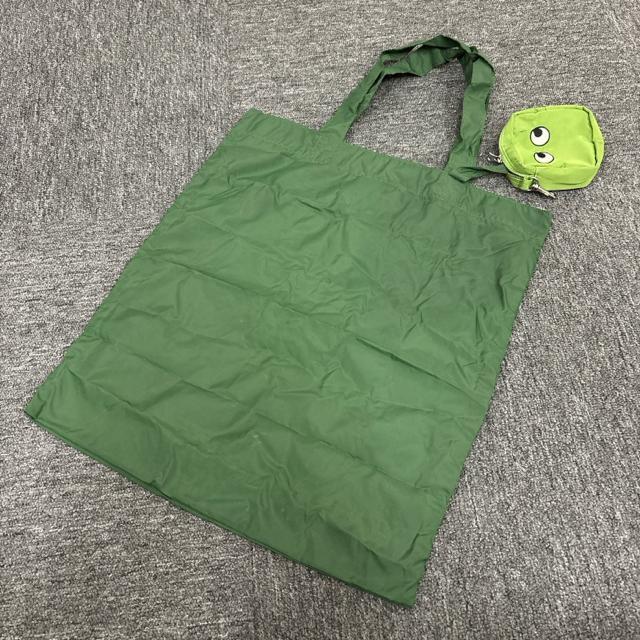  UNIQLO jN ANYA HINDMARCH GRobO  uh 