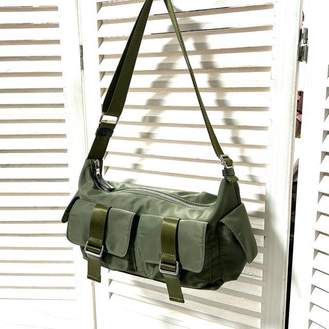 niko and ... ニコアンド マルチポケットショルダーバッグ カーキ < ブランド niko and ... ニコアンド マルチポケットショルダーバッグ カーキ < ブランドの