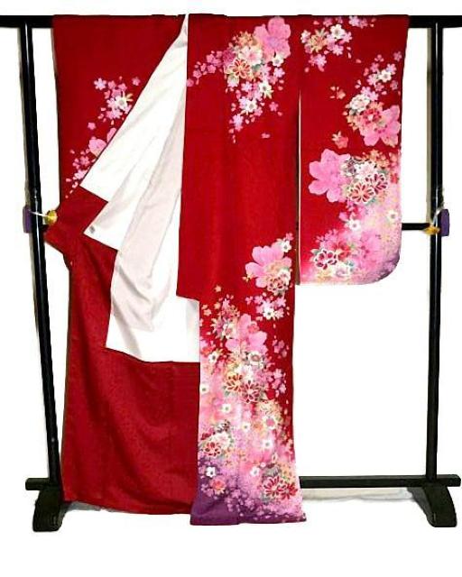 振袖 中古 最高峰 新品同様 暈し染め 金彩 金駒シシュウ シシュウ 花手毬文 花柄 身丈170.5cm 裄丈68cm T3688 < 女性ファッション 振袖 中古 最高峰 新品同様 暈し染め 金彩 金駒シシュウ シシュウ 花手毬文 花柄 身丈170.5cm 裄丈68cm T3688 < 女性ファッションの