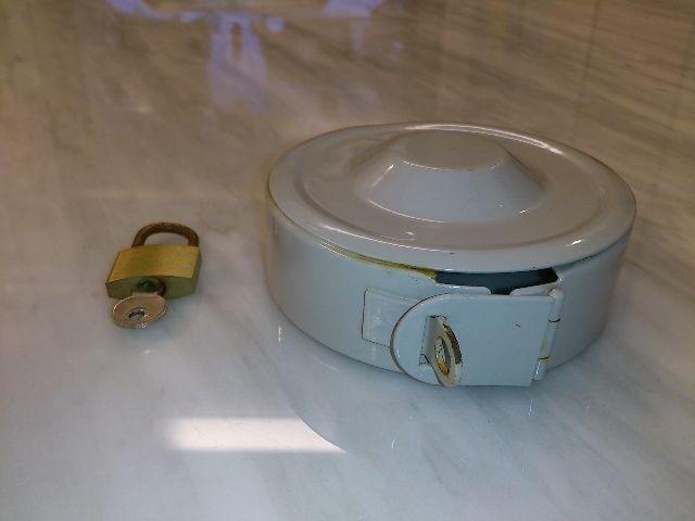 ★灯油タンク盗難防止カバー★南京錠付き★ < インテリア/ライフ  ★灯油タンク盗難防止カバー★南京錠付き★  < インテリア/ライフの