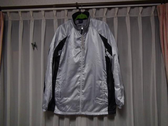 チャンピオンのジャンパー(XO)シルバー新品タグ付き!。 < ブランド チャンピオンのジャンパー(XO)シルバー新品タグ付き!。 < ブランドの