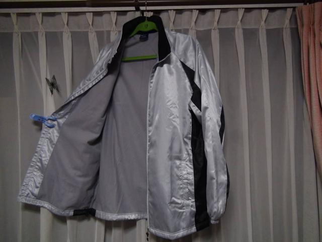 チャンピオンのジャンパー(XO)シルバー新品タグ付き!。 < ブランド チャンピオンのジャンパー(XO)シルバー新品タグ付き!。 < ブランドの