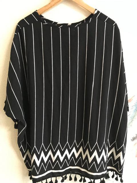 新品大きめの薄手ドルマン袖柄模様 < 女性ファッション  新品大きめの薄手ドルマン袖柄模様  < 女性ファッションの