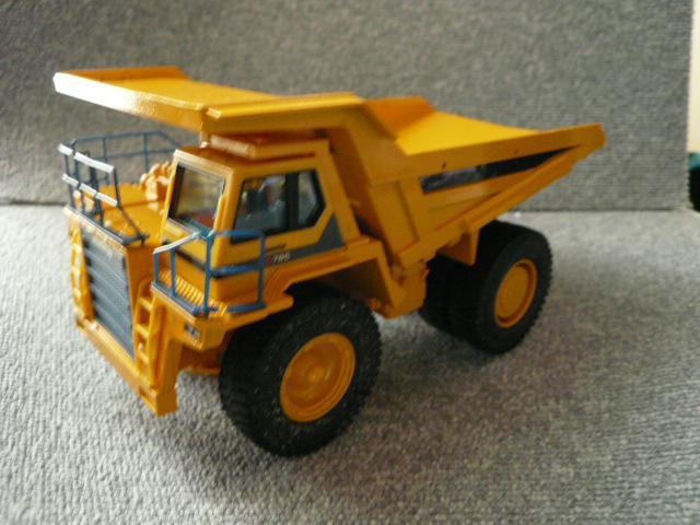 コマツ「ダンプトラックHD785」N6 < ホビー  コマツ「ダンプトラックHD785」N6 < ホビーの