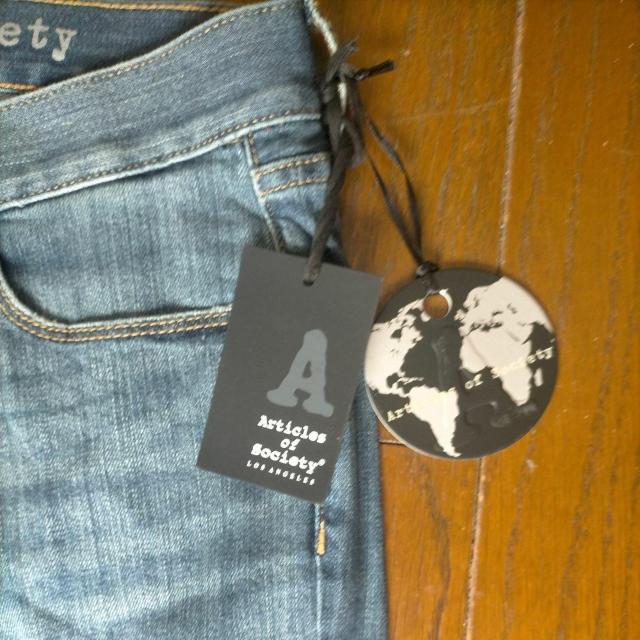 Articles of society ダメージジーンズ 25 サマーブルー新品 < 女性ファッション  Articles of society ダメージジーンズ 25 サマーブルー新品 < 女性ファッションの