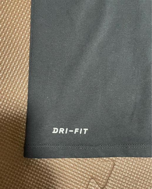 マイケルジョーダン 23ロゴTシャツ ブラック メンズ XLサイズ 速乾 ドライフィット Jordan ストリート バスケット < 男性ファッション  マイケルジョーダン 23ロゴTシャツ ブラック メンズ XLサイズ 速乾 ドライフィット Jordan ストリート バスケット < 男性ファッションの