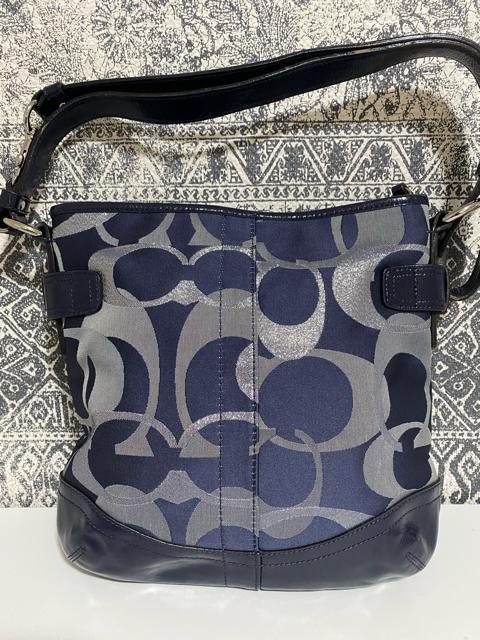 【美品】COACH コーチ F19820 シグネチャー ワンショルダーバッグ < ブランド  【美品】COACH コーチ F19820 シグネチャー ワンショルダーバッグ < ブランドの