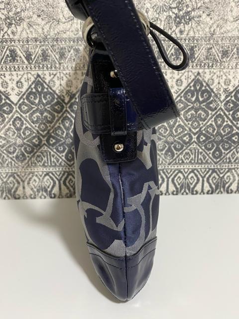 【美品】COACH コーチ F19820 シグネチャー ワンショルダーバッグ < ブランド  【美品】COACH コーチ F19820 シグネチャー ワンショルダーバッグ < ブランドの