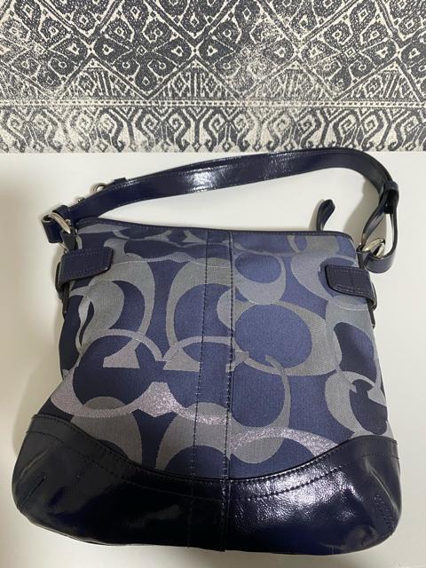 【美品】COACH コーチ F19820 シグネチャー ワンショルダーバッグ < ブランド  【美品】COACH コーチ F19820 シグネチャー ワンショルダーバッグ < ブランドの