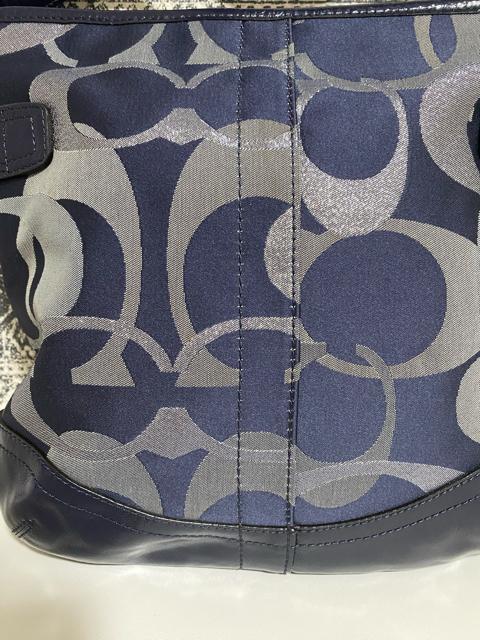 【美品】COACH コーチ F19820 シグネチャー ワンショルダーバッグ < ブランド  【美品】COACH コーチ F19820 シグネチャー ワンショルダーバッグ < ブランドの