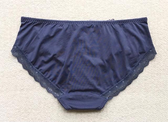 Triumph AMOSTYLE V[c MTCY 10Zbg  t@bV 