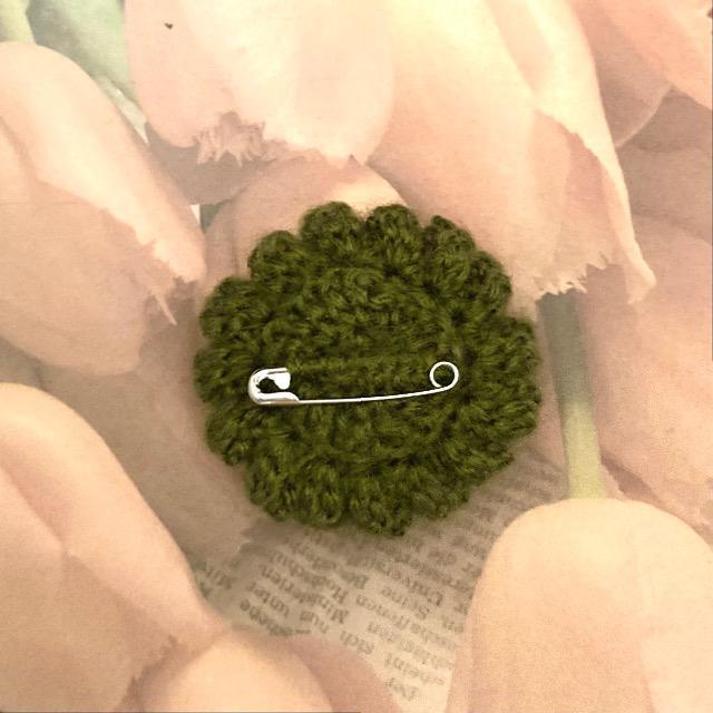 ハンドメイド♪かぎ針編み お花モチーフのブローチ < 女性ファッション  ハンドメイド♪かぎ針編み お花モチーフのブローチ < 女性ファッションの