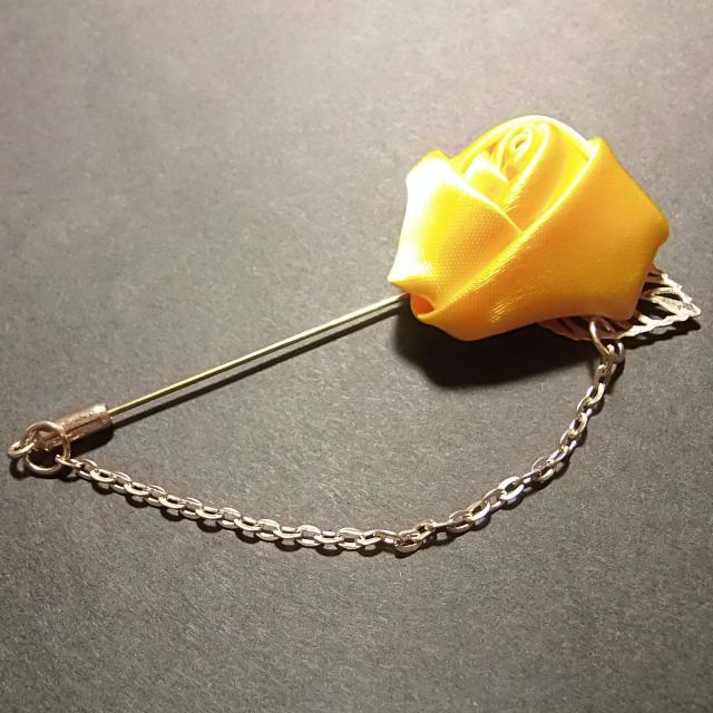 送料無料 バラ 薔薇 チェーン付き ラペルピン コサージュ 黄色 ローズ < 男性アクセサリー/時計 送料無料 バラ 薔薇 チェーン付き ラペルピン コサージュ 黄色 ローズ < 男性アクセサリー/時計の