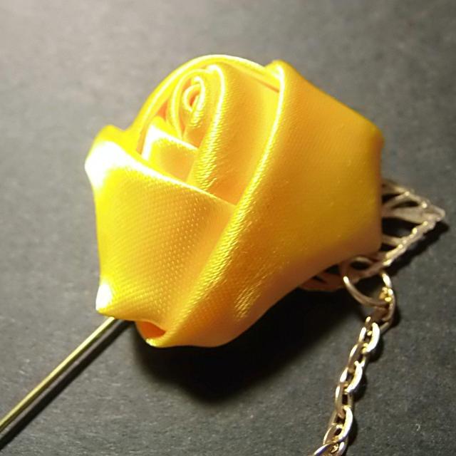 送料無料 バラ 薔薇 チェーン付き ラペルピン コサージュ 黄色 ローズ < 男性アクセサリー/時計 送料無料 バラ 薔薇 チェーン付き ラペルピン コサージュ 黄色 ローズ < 男性アクセサリー/時計の