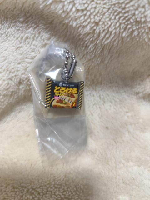 雪印メグミルク ミニチュアチャーム〜乳製品シリーズ3〜 とろけるスライス < ホビー  雪印メグミルク ミニチュアチャーム〜乳製品シリーズ3〜 とろけるスライス < ホビーの
