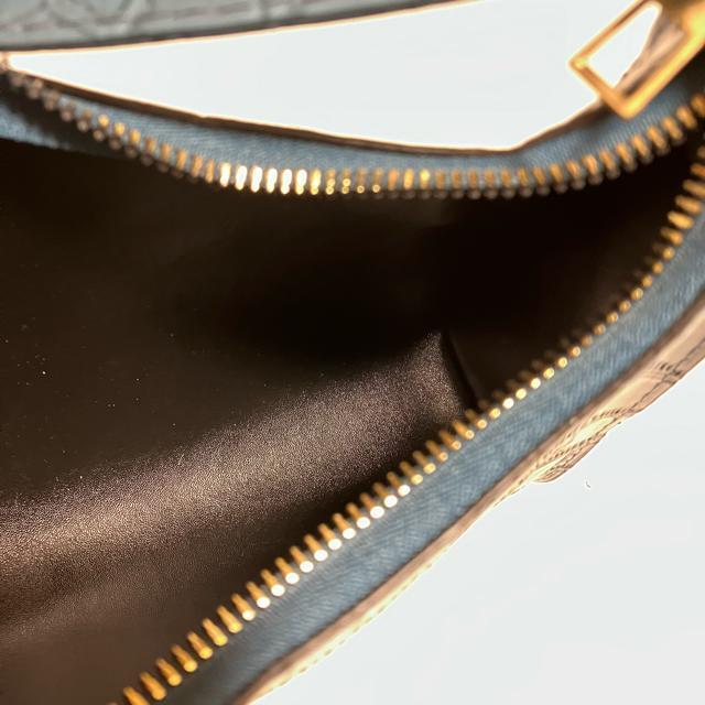 【ノーブランド扱い】 クロコ柄 / ミニハンドバッグ / ブルー系 < 女性ファッション  【ノーブランド扱い】 クロコ柄 / ミニハンドバッグ / ブルー系 < 女性ファッションの