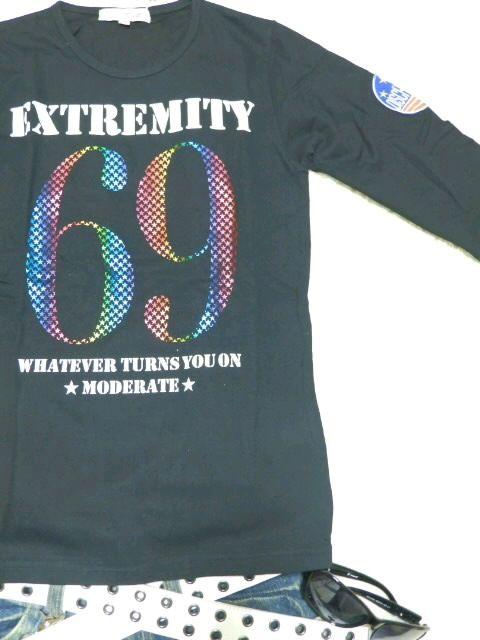 【PLACE PLAN】69ナンバーズレインボー星柄点描風スター箔 ロンT ブラック < 男性ファッション 【PLACE PLAN】69ナンバーズレインボー星柄点描風スター箔 ロンT ブラック < 男性ファッションの