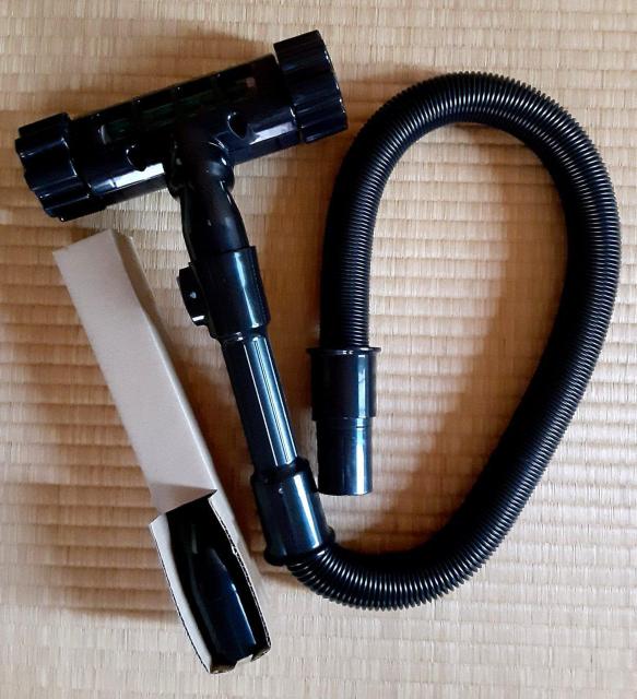 掃除機付属品 2点セット 布団用ブラシ 洋服用ブラシ 東芝 トルネオ VC-J3000 付属品 ふとん用ヘッド 布団ブラシ < 家電/AV  掃除機付属品 2点セット 布団用ブラシ 洋服用ブラシ 東芝 トルネオ VC-J3000 付属品 ふとん用ヘッド 布団ブラシ  < 家電/AVの