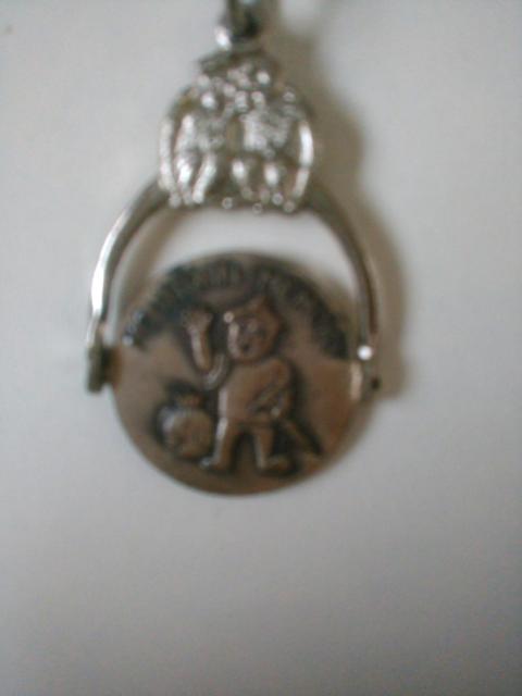 ☆中古品 キーホルダー 大きさ約3p  < 男性ファッション  ☆中古品 キーホルダー 大きさ約3p  < 男性ファッションの