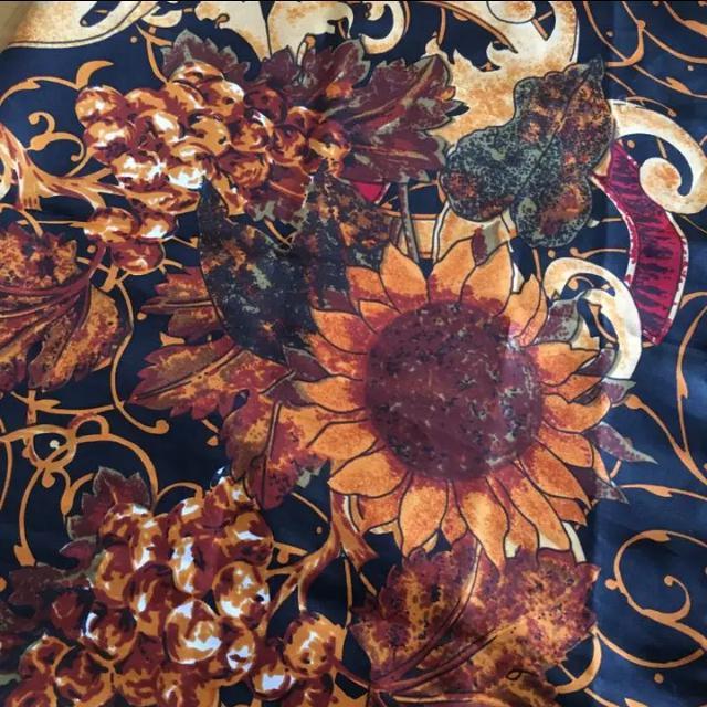 スカーフ ストール ひまわり柄 花模様 ブラック < 女性ファッション スカーフ ストール ひまわり柄 花模様 ブラック < 女性ファッションの