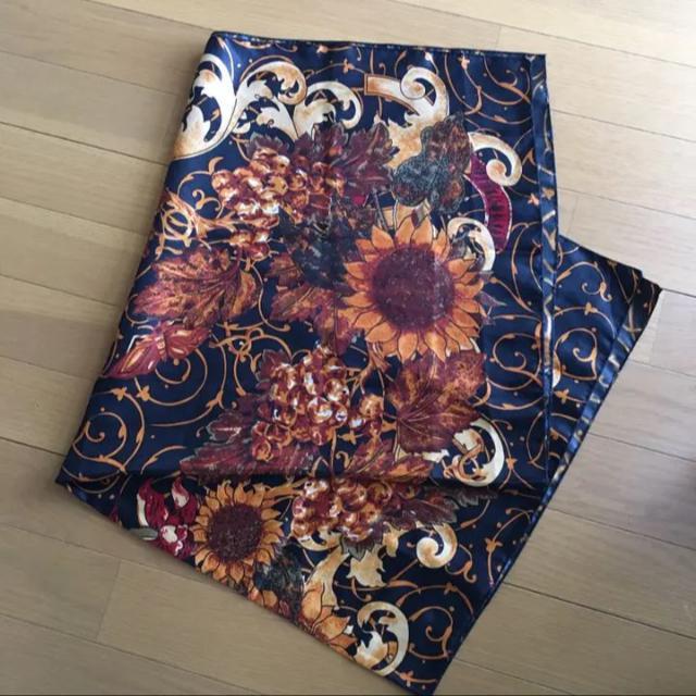 スカーフ ストール ひまわり柄 花模様 ブラック < 女性ファッション スカーフ ストール ひまわり柄 花模様 ブラック < 女性ファッションの