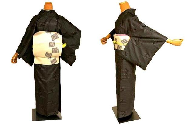 【最高峰】新品同様 本場大島紬【都喜ヱ門】 おとめ心 金ラベル 証紙付 小紋 身丈157.5cm 裄丈63cm T3488 < 女性ファッション  【最高峰】新品同様 本場大島紬【都喜ヱ門】 おとめ心 金ラベル 証紙付 小紋 身丈157.5cm 裄丈63cm T3488 < 女性ファッションの