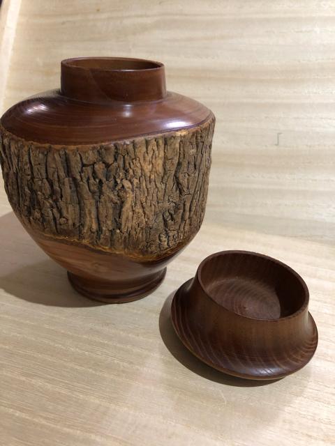 阿蘇山 小国杉 壺 ツボ 木製 < インテリア/ライフ 阿蘇山 小国杉 壺 ツボ 木製 < インテリア/ライフの