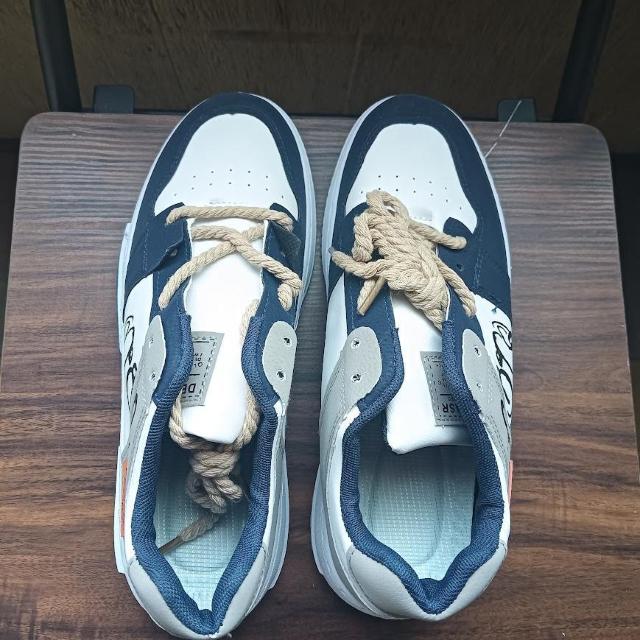 新品 25cm 男女兼用 スニーカー ホワイト シューズ 靴 メンズ カジュアル < 女性ファッション  新品 25cm 男女兼用 スニーカー ホワイト シューズ 靴 メンズ カジュアル < 女性ファッションの