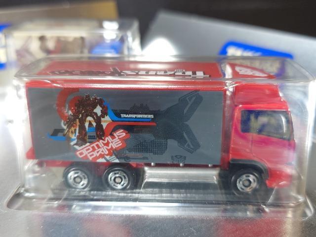 ★トミカ2007株主優待限定企画セット特別限定★トミカ日産ディーゼルクオン(トランスフォーマー)&チョロQトラック(ポケモン)★ < ホビー ★トミカ2007株主優待限定企画セット特別限定★トミカ日産ディーゼルクオン(トランスフォーマー)&チョロQトラック(ポケモン)★ < ホビーの