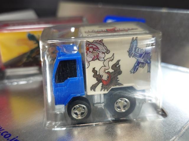 ★トミカ2007株主優待限定企画セット特別限定★トミカ日産ディーゼルクオン(トランスフォーマー)&チョロQトラック(ポケモン)★ < ホビー ★トミカ2007株主優待限定企画セット特別限定★トミカ日産ディーゼルクオン(トランスフォーマー)&チョロQトラック(ポケモン)★ < ホビーの