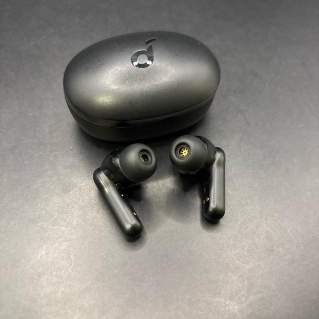 ���� Soundcore Life P2 Mini ���C�����X�C���z�� �u���b�N �� �Ɠd/AV�� 