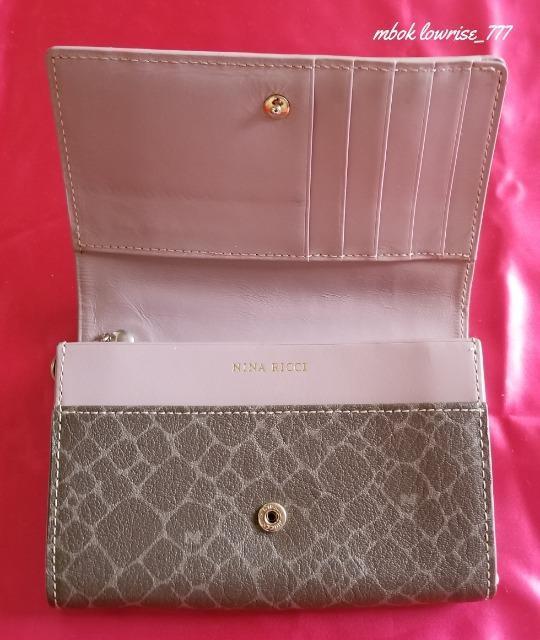 NINA RICCI �j�i���b�` ��܂���z �@�\�I �g���₷���f�U�C�� �� �u�����h�� 