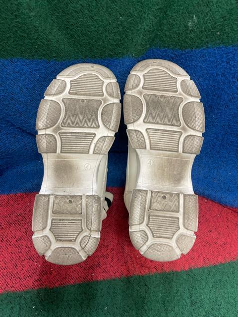 �z���C�g ����n�C�J�b�g�X�j�[�J�[ ���f�B�[�X �T�C�Y4�i��23�`23.5cm�j �{�����[���\�[�� �� �����t�@�b�V������ 