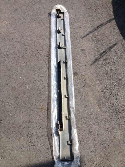 HM系バモス!純正サイドステップ助手席側!純正塗装色(黒) < 自動車/バイク HM系バモス!純正サイドステップ助手席側!純正塗装色(黒) < 自動車/バイク