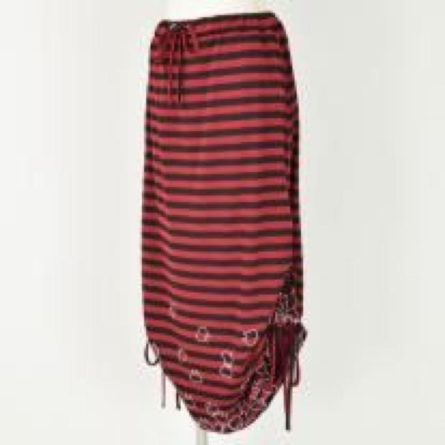 mintNeko・ネコ&ボーダー柄変形ロングスカート。レッド < ブランド mintNeko・ネコ&ボーダー柄変形ロングスカート。レッド < ブランドの
