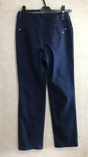 Vi^Ot  NR_C   CROCODILE  fj  STCY  uh 