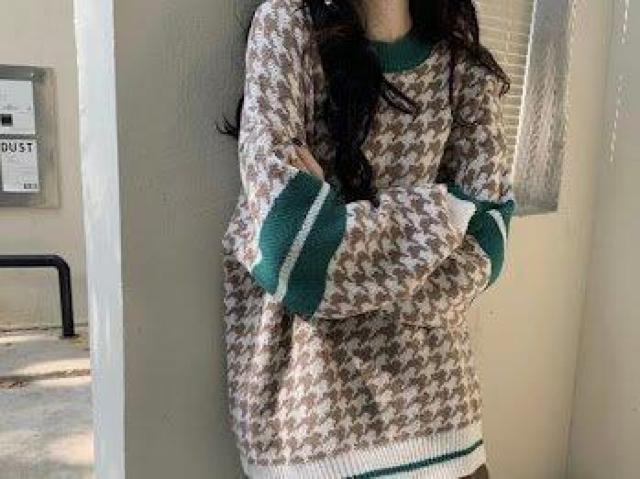 レトロ 千鳥チェック ニットセーター キャメル < 女性ファッション レトロ 千鳥チェック ニットセーター キャメル < 女性ファッションの