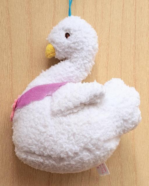 NiziU MAYA }@L[z_[@p[v  ^gObY 