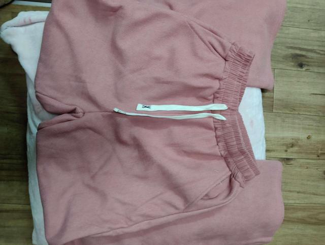 ピンク Mサイズ 裏起毛スウェットパンツ ウエストゴム ドローストリング付 < 女性ファッション ピンク Mサイズ 裏起毛スウェットパンツ ウエストゴム ドローストリング付 < 女性ファッションの