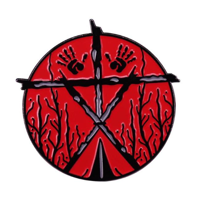 新品 ブレア・ウィッチ・プロジェクト ピンブローチ < 男性アクセサリー/時計  新品 ブレア・ウィッチ・プロジェクト ピンブローチ  < 男性アクセサリー/時計の