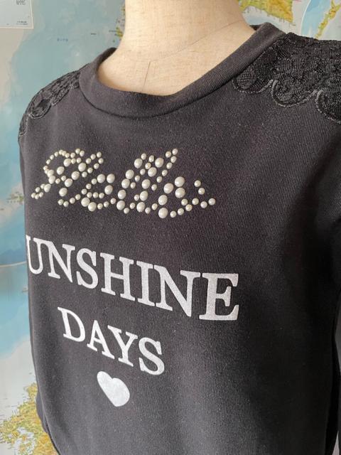 TRALALAトゥララ Sunshine Daysトレーナー スウェットブラック < ブランド TRALALAトゥララ Sunshine Daysトレーナー スウェットブラック < ブランドの