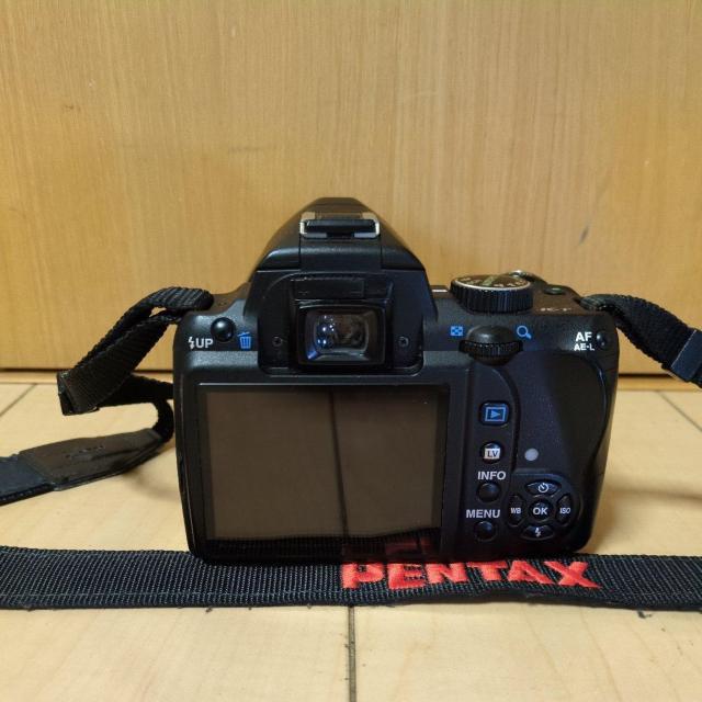 Pentax �f�W�^�� �J���� K-r �� �Ɠd/AV�� 