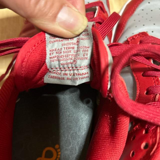 NIKE�r���e�[�W�_���N���[���g���X�j�[�J�[ �� �j���t�@�b�V������ 