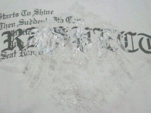 オラオラ.悪羅悪羅.メンエグ♪シルバー箔 英字ロゴテレコVネックロンT < 男性ファッション オラオラ.悪羅悪羅.メンエグ♪シルバー箔 英字ロゴテレコVネックロンT < 男性ファッションの