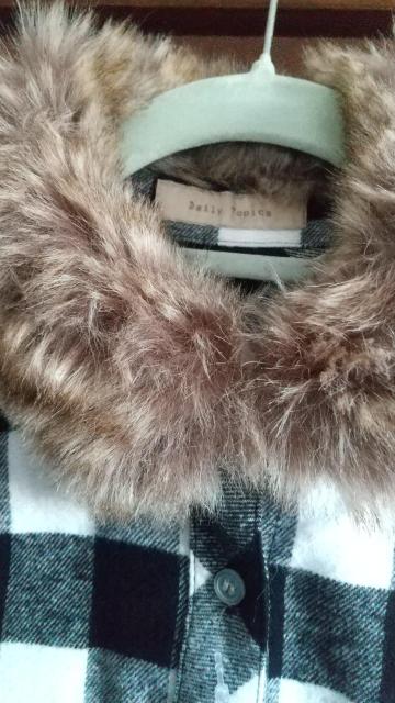 Mサイズ!暖か起毛!襟回りファー付き!女性感UP!長袖シャツ!新品!アウトレット品! < 女性ファッション  Mサイズ!暖か起毛!襟回りファー付き!女性感UP!長袖シャツ!新品!アウトレット品! < 女性ファッションの