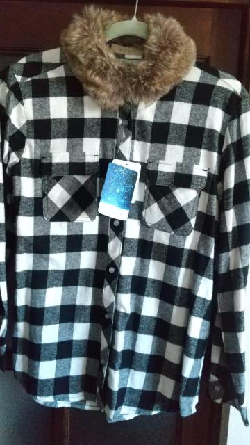 Mサイズ!暖か起毛!襟回りファー付き!女性感UP!長袖シャツ!新品!アウトレット品! < 女性ファッション  Mサイズ!暖か起毛!襟回りファー付き!女性感UP!長袖シャツ!新品!アウトレット品! < 女性ファッションの