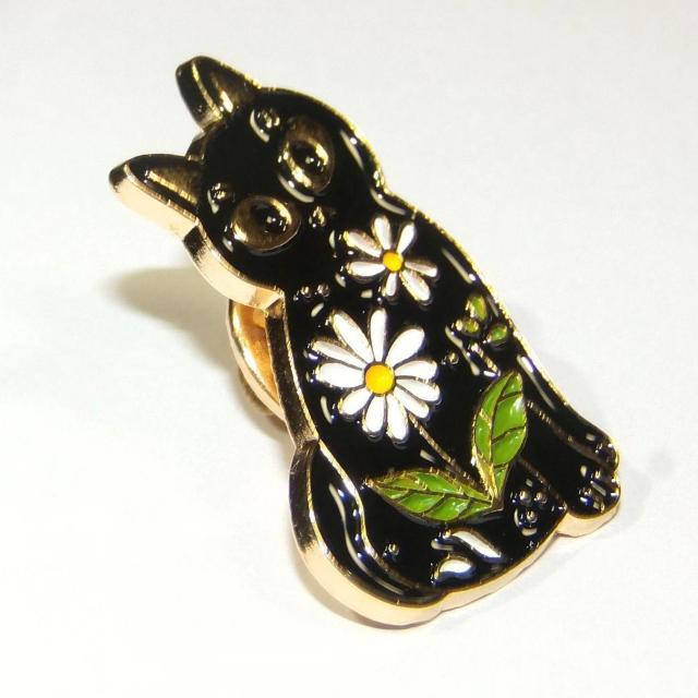 黒猫 クロネコ ネコ ねこ キャット 花柄 ピンバッジ バッジ ピンズ ラペルピン ブローチ < 女性アクセサリー/時計  黒猫 クロネコ ネコ ねこ キャット 花柄 ピンバッジ バッジ ピンズ ラペルピン ブローチ < 女性アクセサリー/時計の