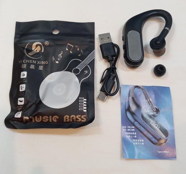 送料無料 057 Bluetoothヘッドフォン 片耳 デジタルディスプレイ付き 残量 HDサウンド イヤホン イヤフォン 100 < 家電/AV  送料無料 057 Bluetoothヘッドフォン 片耳 デジタルディスプレイ付き 残量 HDサウンド イヤホン イヤフォン 100 < 家電/AVの