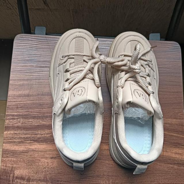 新品 23cm レディース スニーカー ブラウン シューズ 靴 厚底 身長アップ < 女性ファッション  新品 23cm レディース スニーカー ブラウン シューズ 靴 厚底 身長アップ < 女性ファッションの