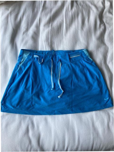 �X�|�[�c�E�F�A 